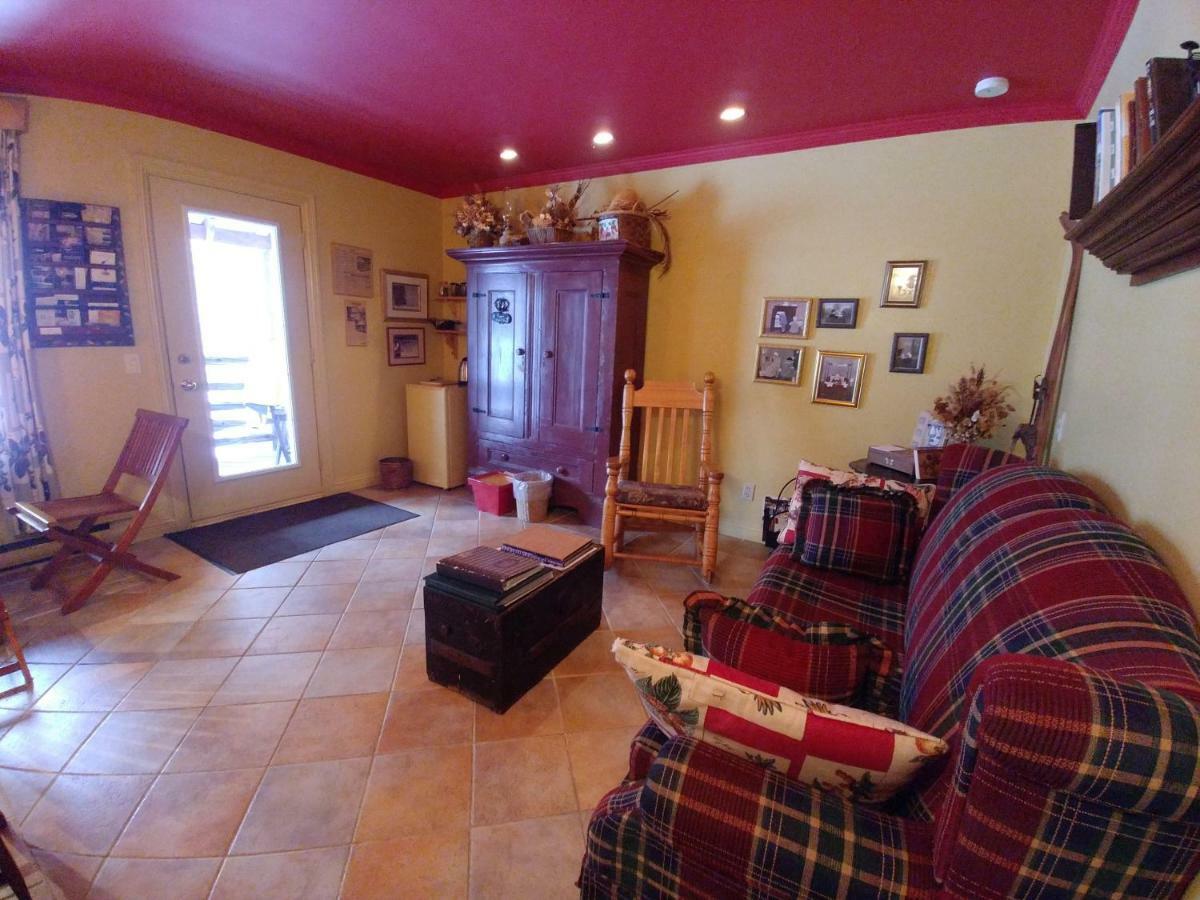 เลส์ ชาร์แดงส์ เดอ ลาชิลเล มิลล์เฟยล์ Bed & Breakfast La Conception ภายนอก รูปภาพ